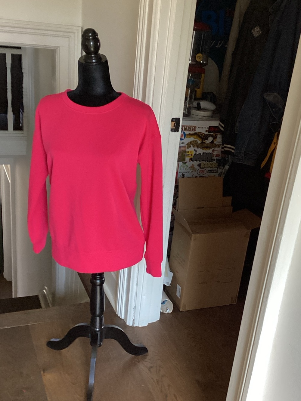 Mondetta Bright Hot Pink Crewneck Long Sleeve Top